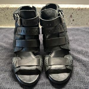 Black Sorel sandals